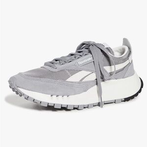 Reebok Classic Legacy Sneaker Grey Size 8.5  mens / women’s 10 wore once